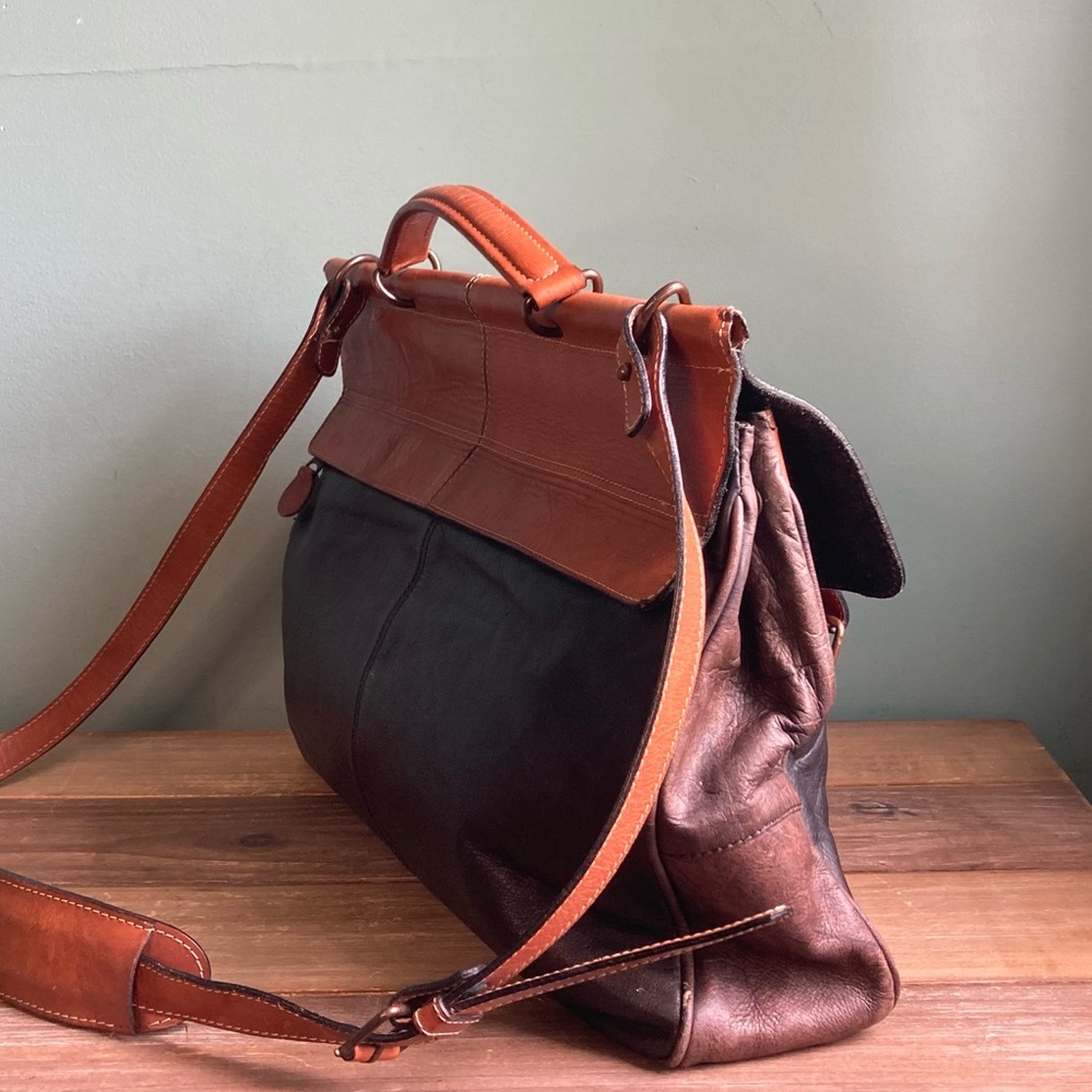Vintage Delfina Leather Color Block Messenger Bag - Picture 8 of 13